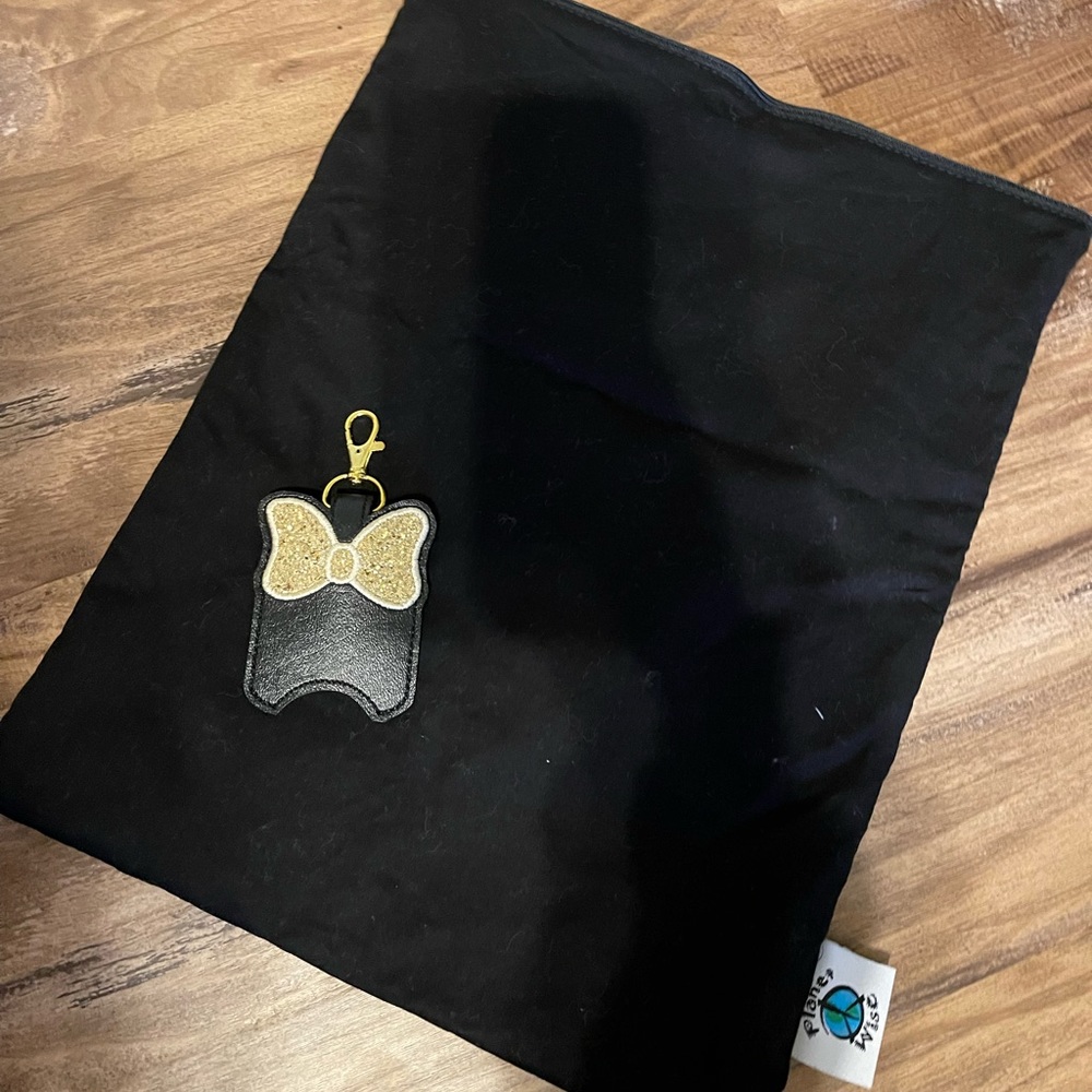 Planet wise wet bag & sanitizer holder